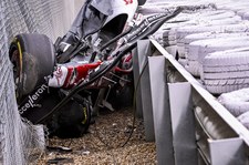 Formuła 1: Groźny wypadek na torze Silverstone. Wyścig przerwany [WIDEO]