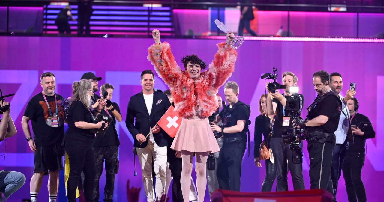 Nemo ze Szwajcarii zwycięzcą Eurowizji. Po występie zniszczył statuetkę [FILM]
