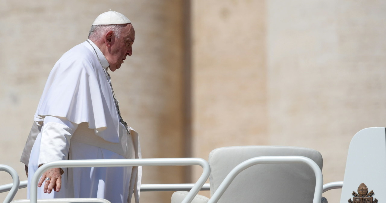 Papież Franciszek przechodzi operację. Audiencje odwołane do 18 czerwca