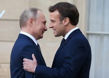 Rozmowa Macron-Putin kilka dni przed inwazją: Jestem na siłowni, idę grać w hokeja