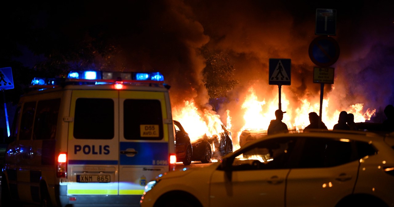 Szwecja wyśle wojsko do walki z gangami