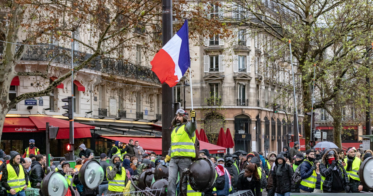 "Zjedzmy bogatych". We Francji protesty przeciwko reformie emerytalnej i drożyźnie